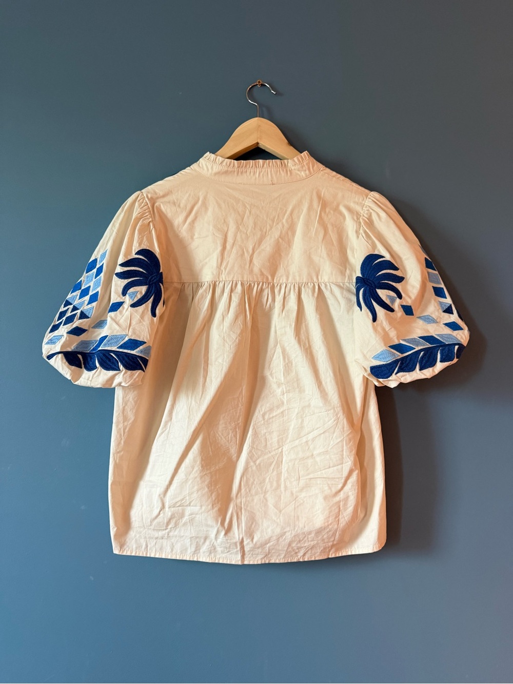 THML Puff Sleeve Top - Picture 3 of 4